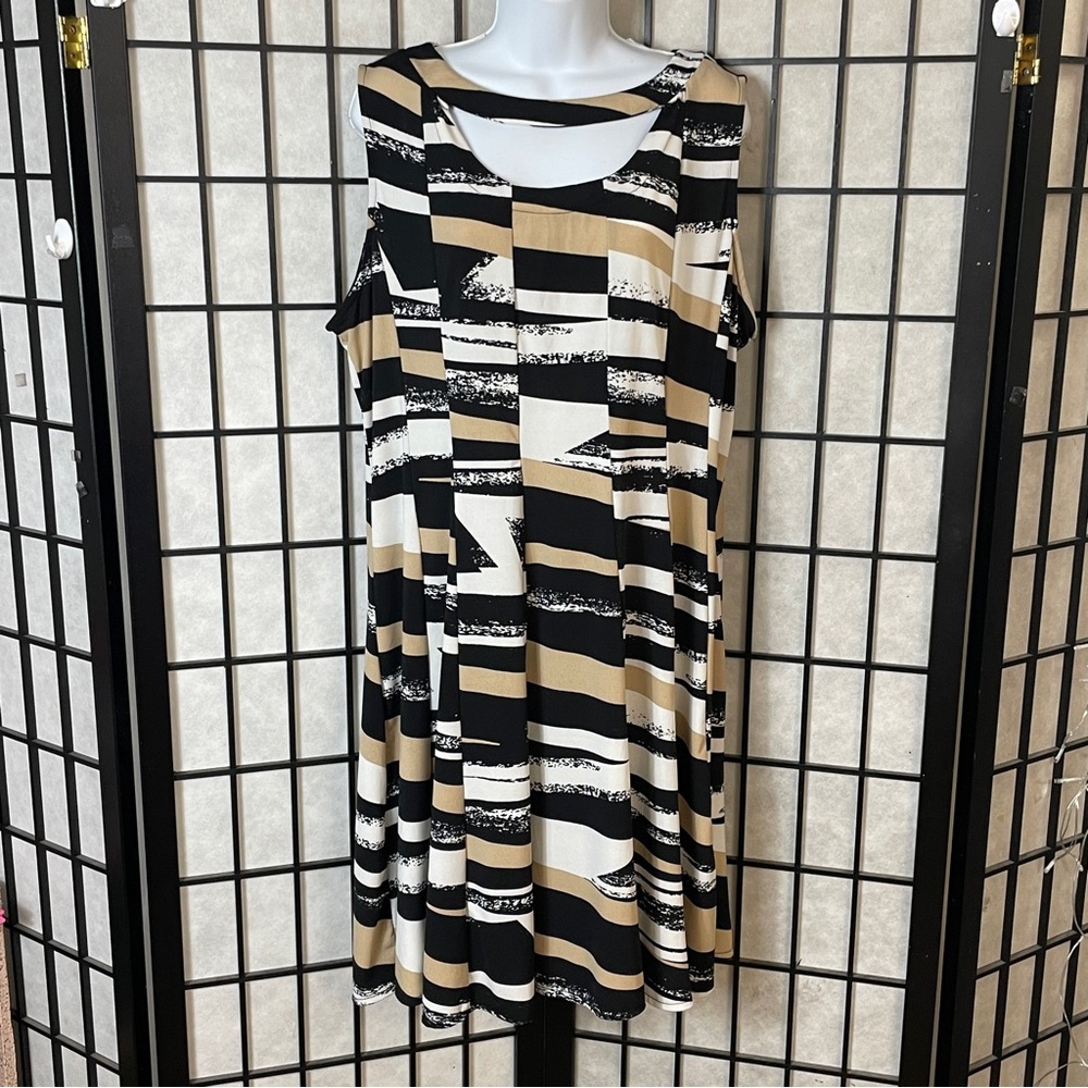 Avenue ladies, casual dress size 18/20